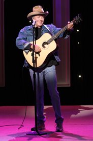 Bobby Bare performs.
Copyright Jim Owens Entertainment 2008. Photo by Karen Will Rogers.